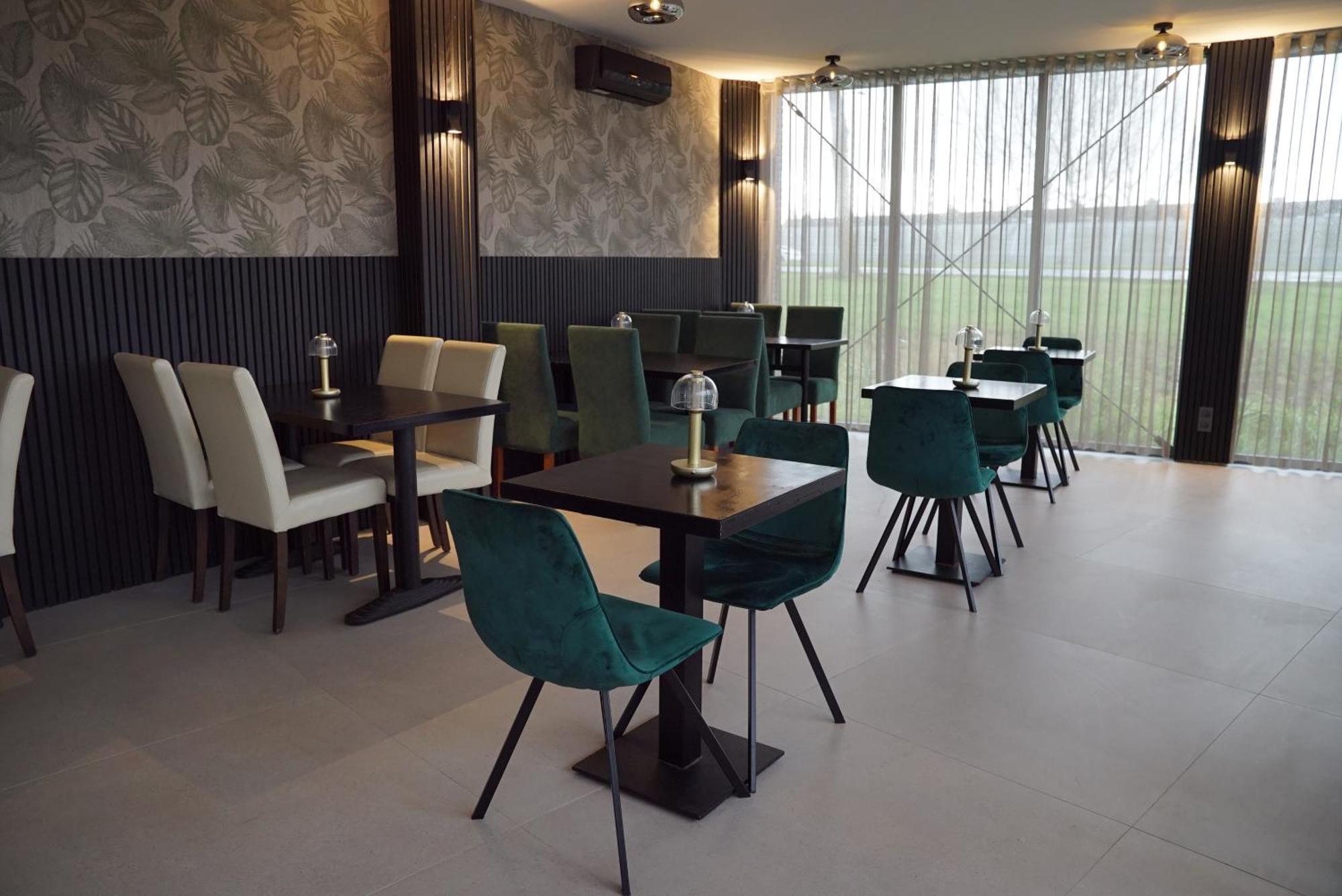 Ma Airport Hotel Hoofddorp Exterior photo